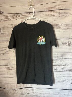 Gray Buc-ees shirts size medium